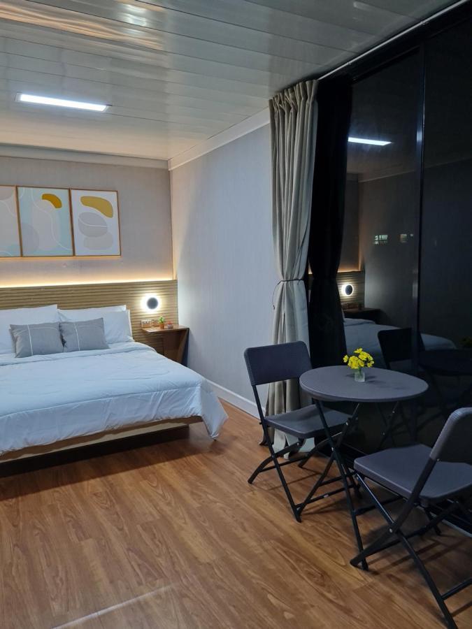 Ooni Hostel Moalboal Dış mekan fotoğraf